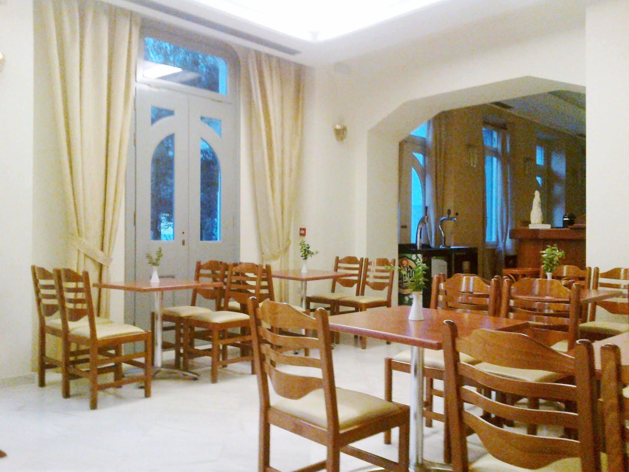 Hotel Rio Atina Restoran fotoğraf